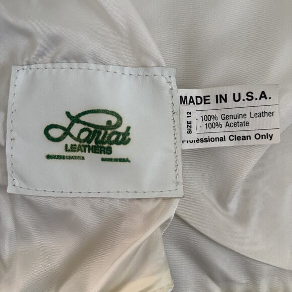 Women's White Fringe Leather Jacket - Picture 4 of 4